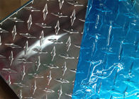 Blacha aluminiowa z wytłaczanym bieżnikiem diamentowym OEM o grubości 0,2 mm