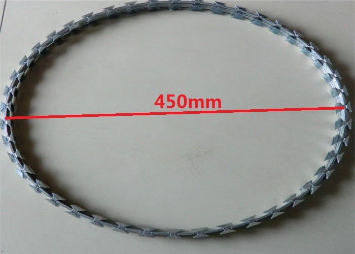 Drut żyletkowy o średnicy 450 mm i drut kolczasty ocynkowany Concertina